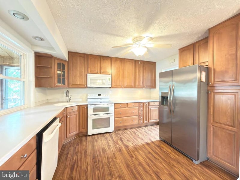 8205 Millfield Ct, Millersville, MD 21108