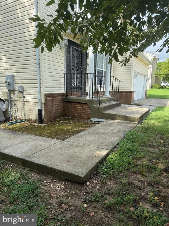 5909 Plata St, Clinton, MD 20735
