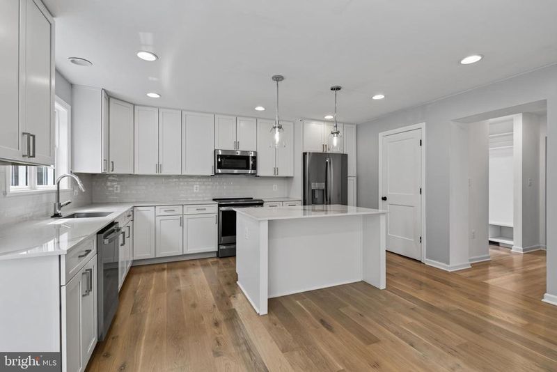 6134 11th Rd N, Arlington, VA 22205