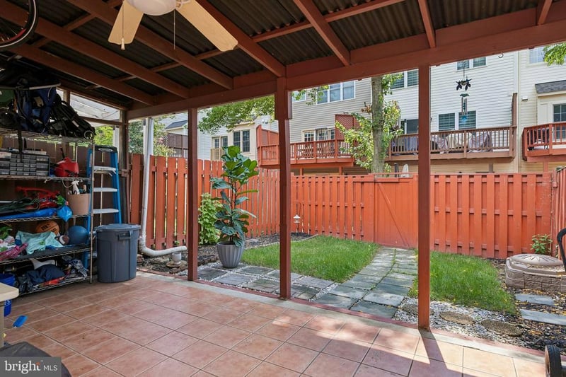 6450 Gildar St, Alexandria, VA 22310