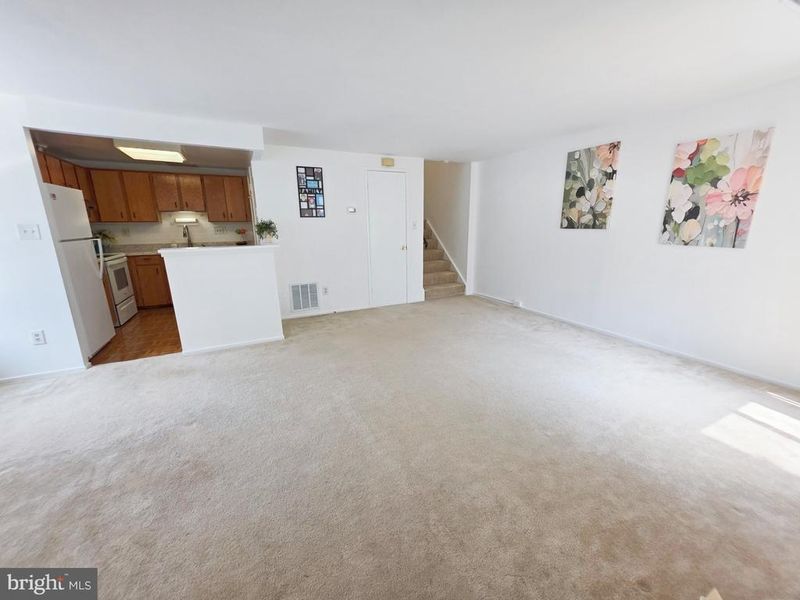 18621 Nathans Pl, Montgomery Village, MD 20886