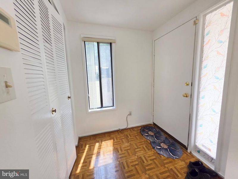 18621 Nathans Pl, Montgomery Village, MD 20886
