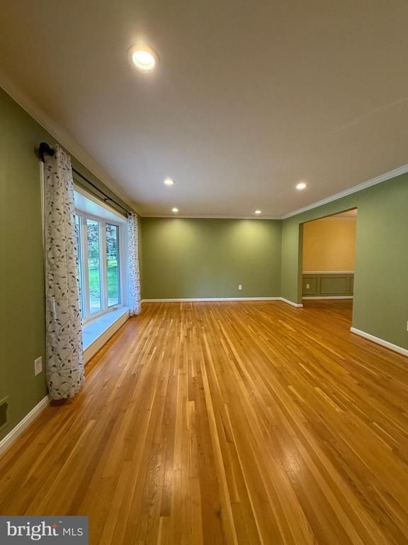 9802 Haviland Ct, Fairfax, VA 22032