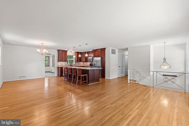 7305 Masonville Ct, Annandale, VA 22003