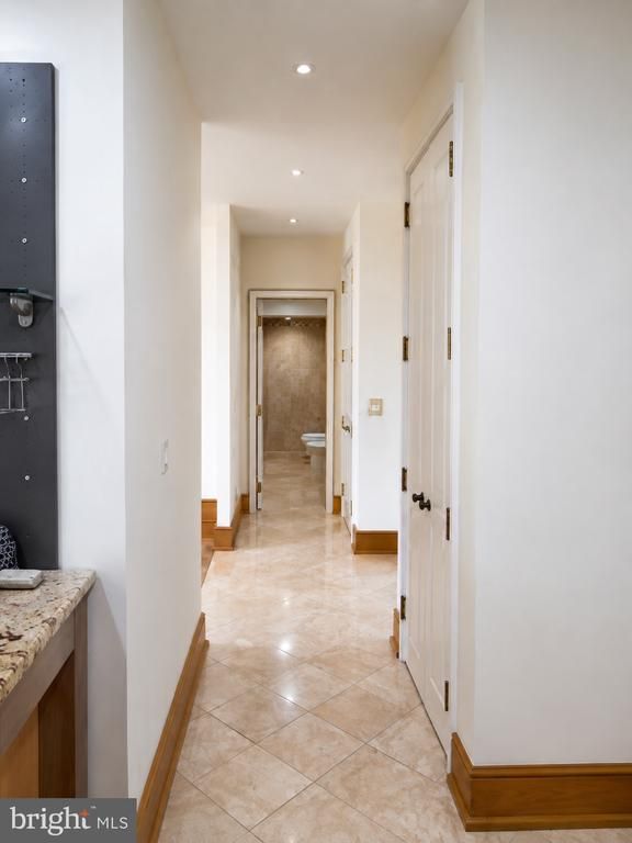 5225 Pooks Hill Rd #1822S, Bethesda, MD 20814