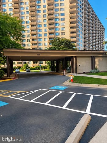 5225 Pooks Hill Rd #1822S, Bethesda, MD 20814