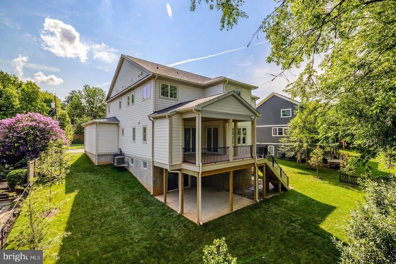 6219 Loch Raven Dr, Mclean, VA 22101