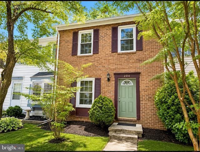 204 Michele Cir, Millersville, MD 21108
