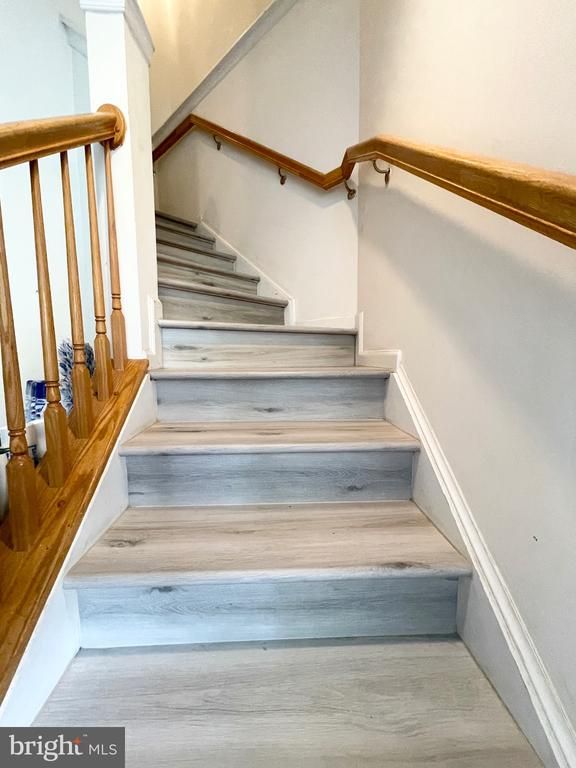 9426 Singleton Pl, Frederick, MD 21704