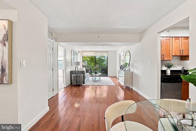 3401 38th St NW #316, Washington, DC 20016