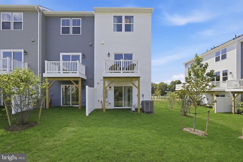 8923 Queensferry Rd, Manassas, VA 20112