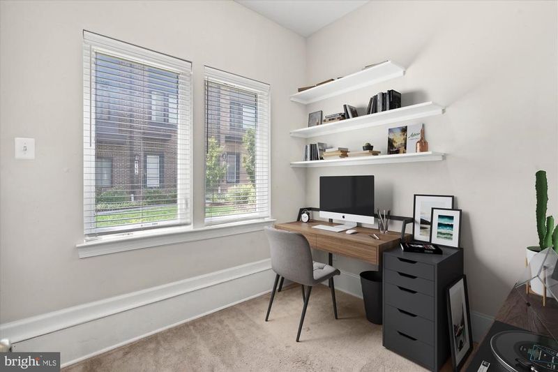 8156 Tompkins St, Rockville, MD 20855