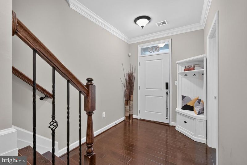 809 Fair Winds Way #294, Oxon Hill, MD 20745