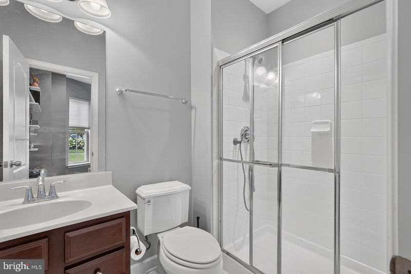 809 Fair Winds Way #294, Oxon Hill, MD 20745