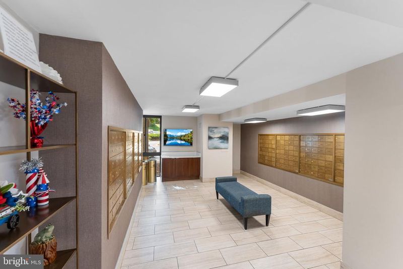 2311 Pimmit Dr #706, Falls Church, VA 22043