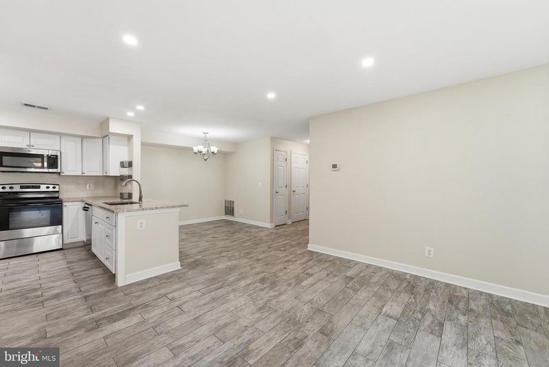 3804 Ridge Knoll Ct #310A, Fairfax, VA 22033