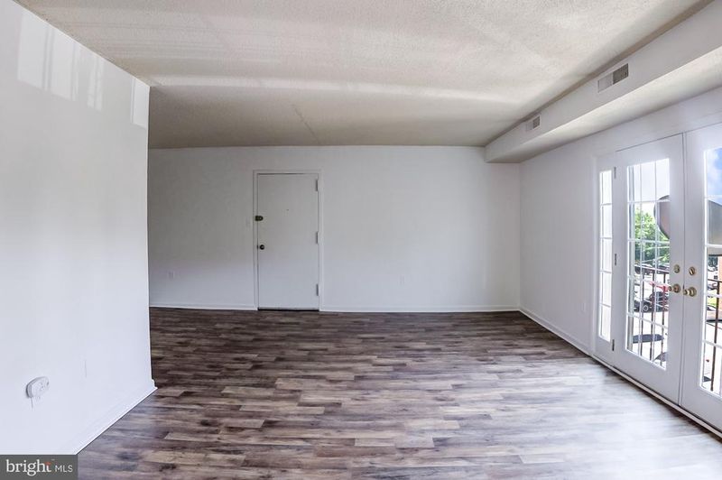 3805 Swann Rd #301, Suitland, MD 20746
