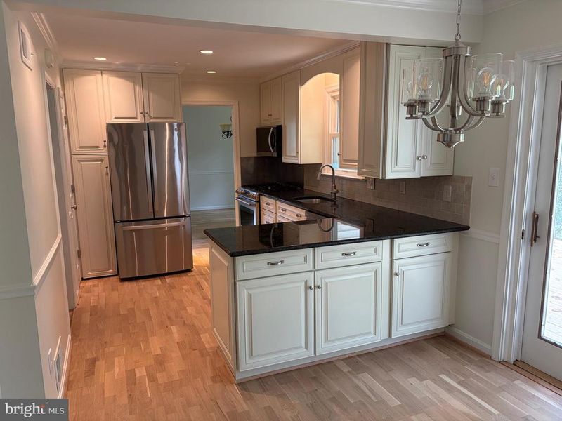 2429 Parallel Ln, Silver Spring, MD 20904