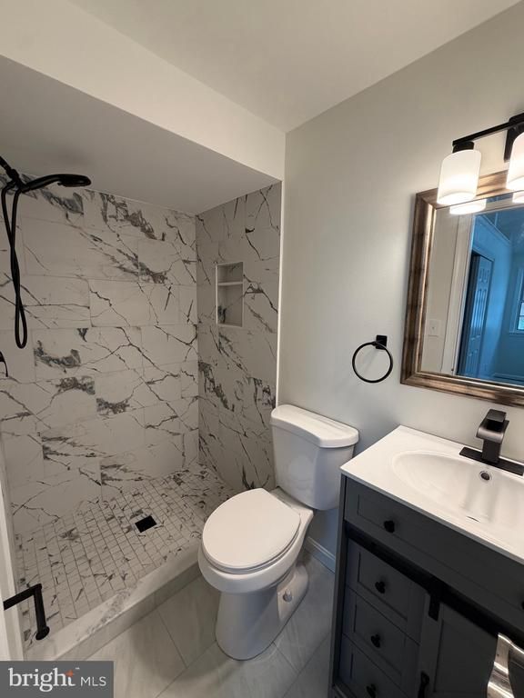 2429 Parallel Ln, Silver Spring, MD 20904