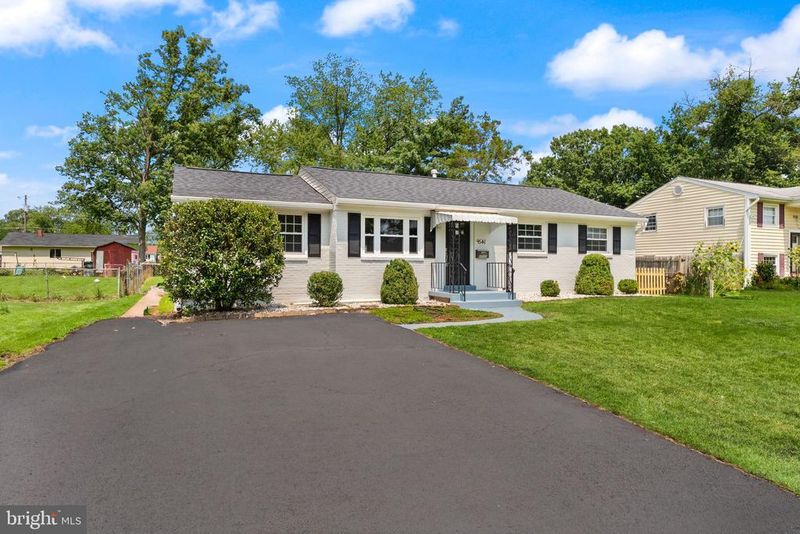 9540 Damascus Dr, Manassas, VA 20109