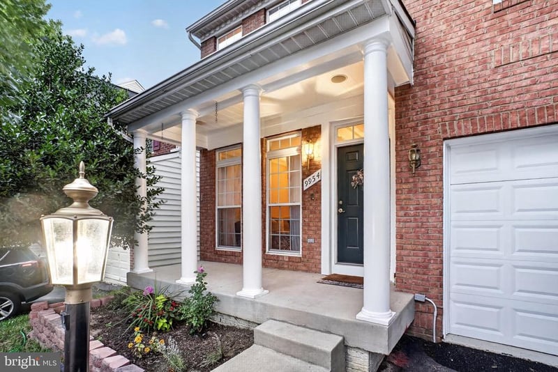 9954 E Hill Dr, Lorton, VA 22079