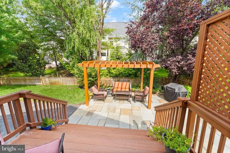 43728 Collett Mill Ct, Leesburg, VA 20176