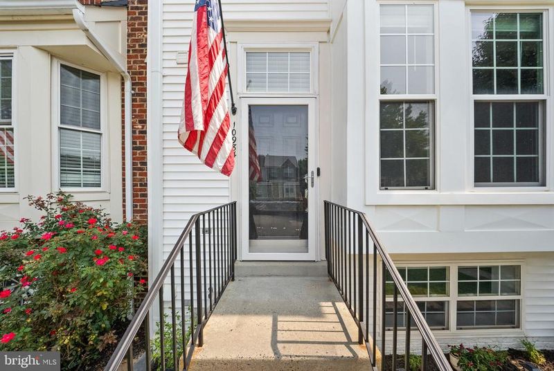 10984 Pope St, Manassas, VA 20109