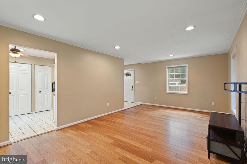 45 Greenridge Dr, Stafford, VA 22554