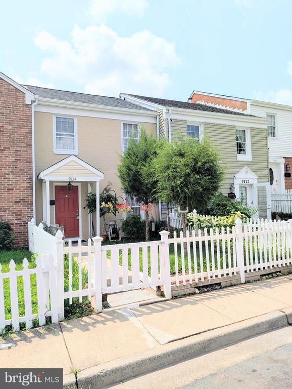 9824 Town Ln, Manassas, VA 20110