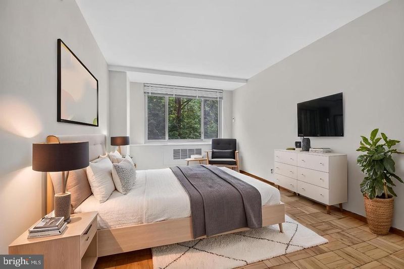 4200 Cathedral Ave NW #312A, Washington, DC 20016