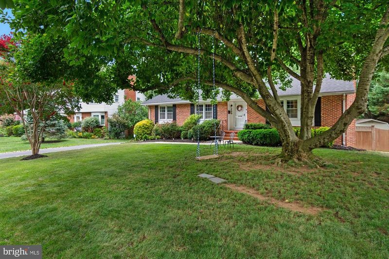 296 Halsey Rd, Annapolis, MD 21401