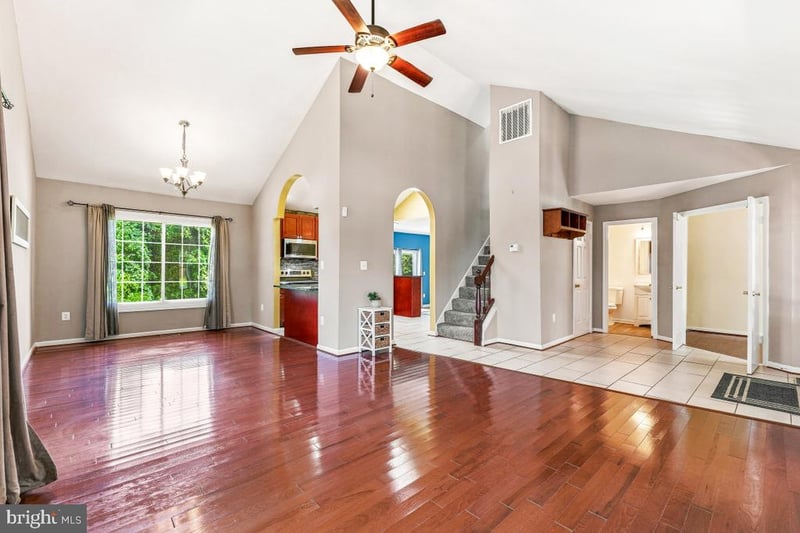 425 Rosier Rd, Fort Washington, MD 20744