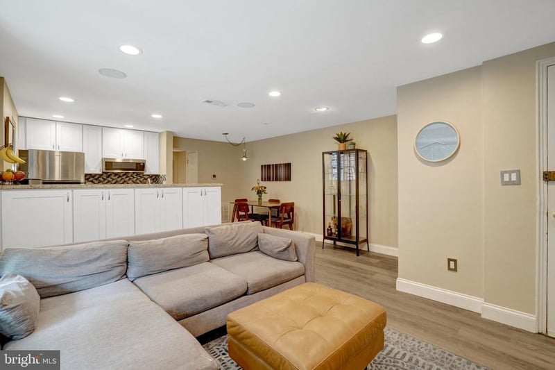 706 S Arlington Mill Dr #18103, Arlington, VA 22204