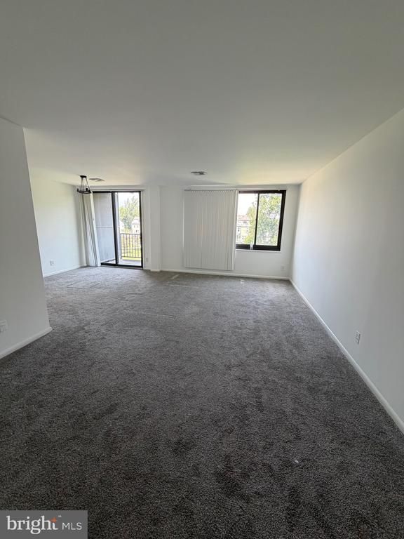 3450 Toledo Ter #521, Hyattsville, MD 20782