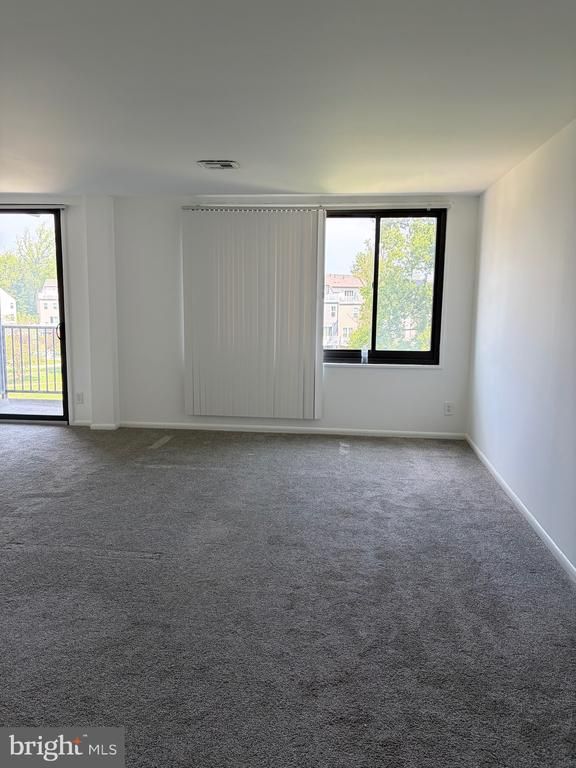 3450 Toledo Ter #521, Hyattsville, MD 20782