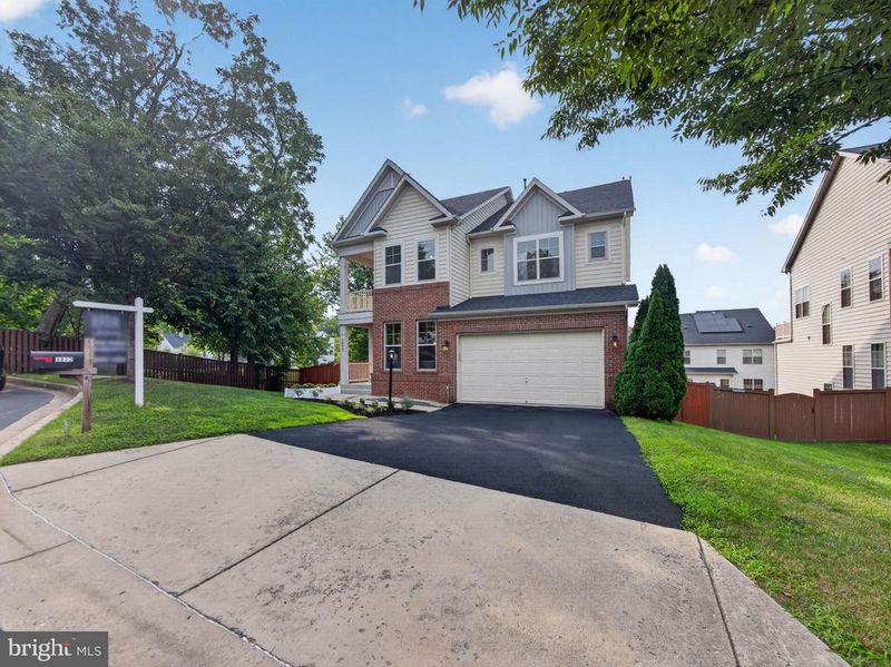 3032 Moore Ln, Kensington, MD 20895