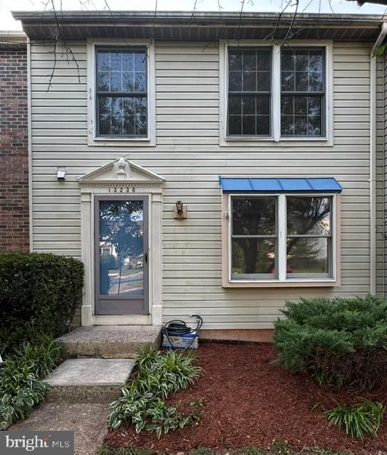 13238 Custom House Ct, Fairfax, VA 22033