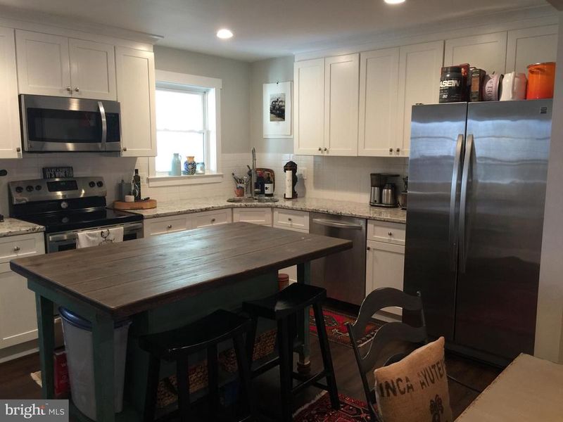 218 E 6th St E, Frederick, MD 21701