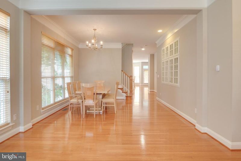 42718 Explorer, Ashburn, VA 20148