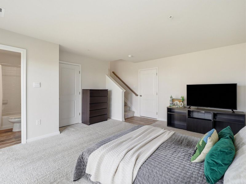 1921 Fauna Dr, Frederick, MD 21702