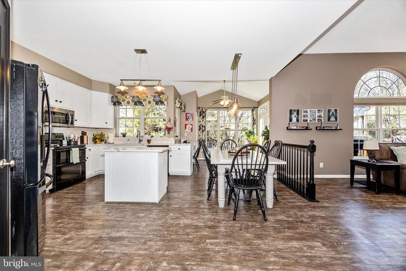 1723 Wheyfield Dr, Frederick, MD 21701