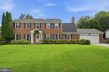 10313 Crown Point Ct, Potomac, MD 20854