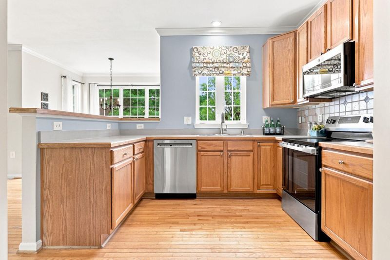 17216 Rosecliff, Round Hill, VA 20141