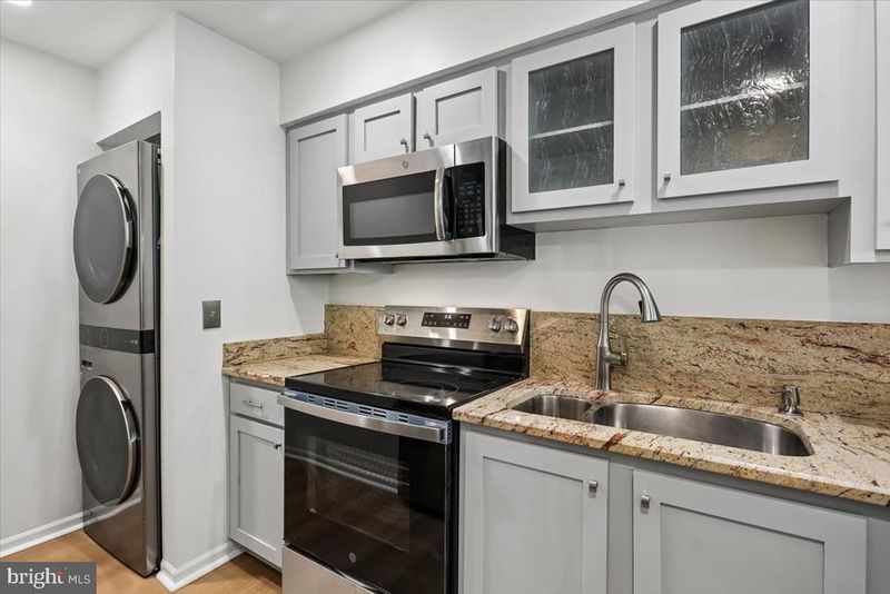 10827 Hampton Mill Ter #360, Rockville, MD 20852