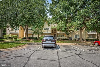 18241 Swiss Cir #4, Germantown, MD 20874
