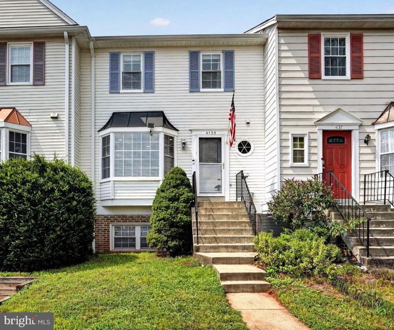 4135 Weeping Willow Ct #143B, Chantilly, VA 20151