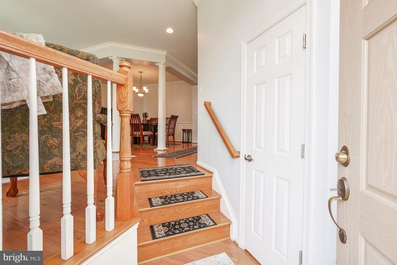 9132 Furey Rd, Lorton, VA 22079