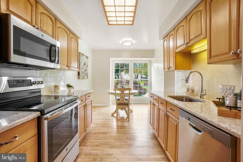 3423 Queensborough Dr, Olney, MD 20832