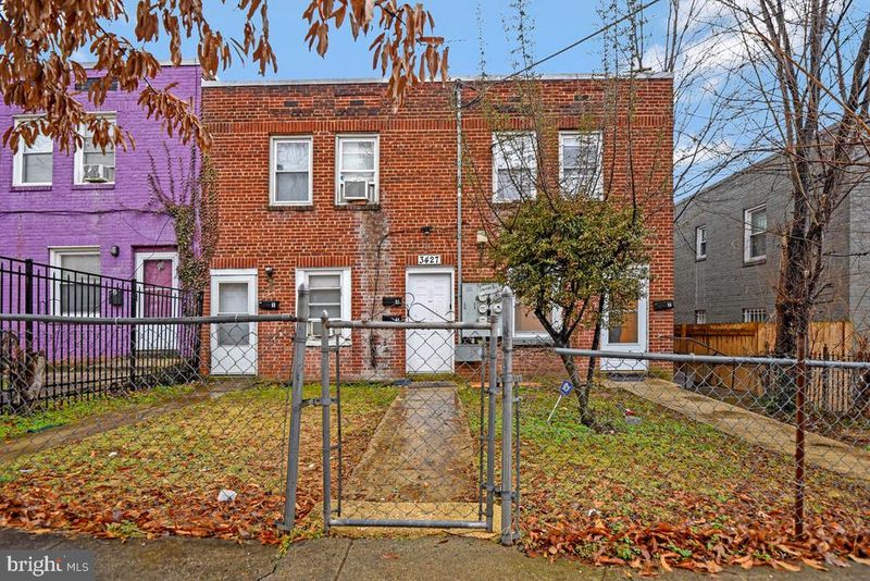 3427 B St SE #4, Washington, DC 20019
