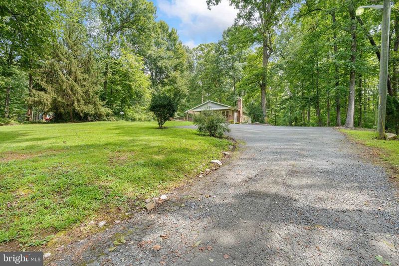 316 Tacketts Mill Rd, Stafford, VA 22556